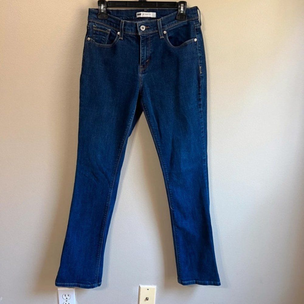 Levi's size 8 M bootcut jeans
